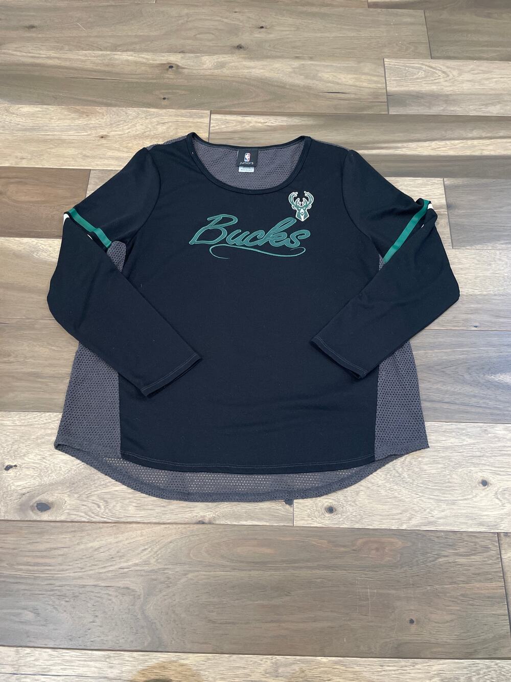 NBA Milwaukee Bucks Long Sleeve Top With Mesh Size XL Black